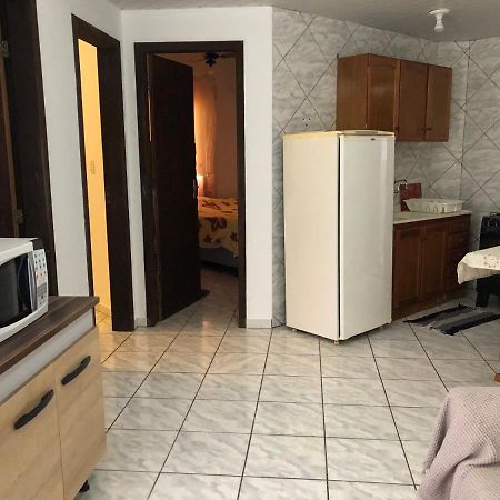 Apartamentos Vo Lela Bombinhas Buitenkant foto
