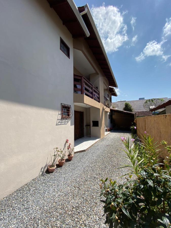 Apartamentos Vo Lela Bombinhas Buitenkant foto